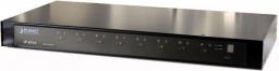 8 port�w 19