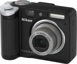COOLPIX P50 czarny