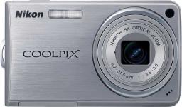COOLPIX S550 srebrny (VMA210E1)