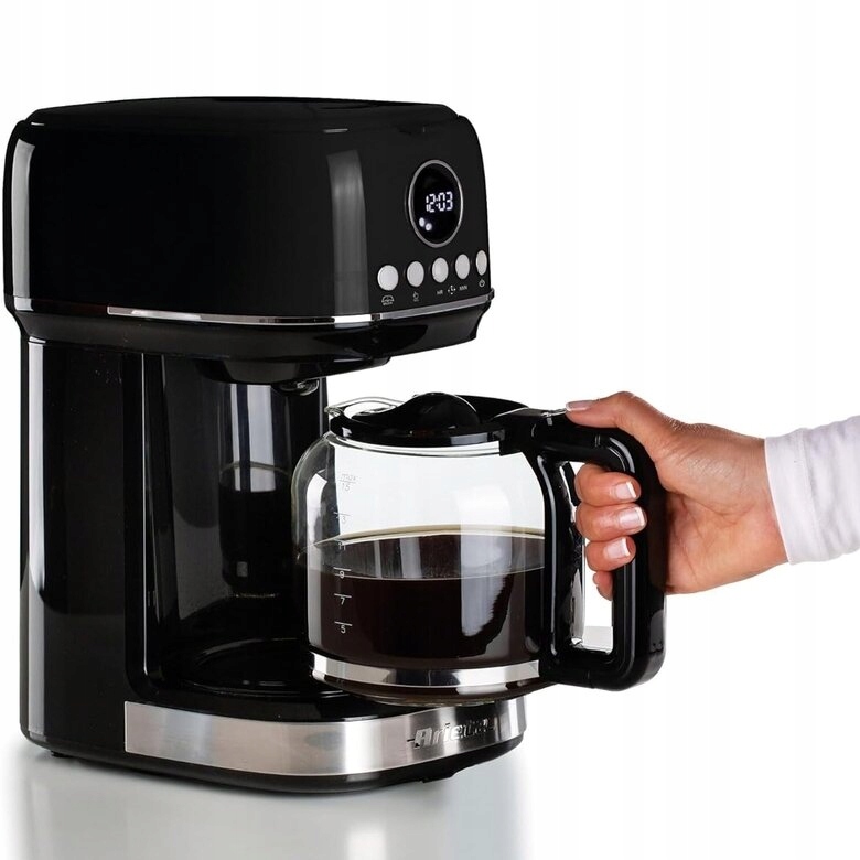 Pojemność zbiornika na wodę 1,5 L – Kawa dla całej rodziny