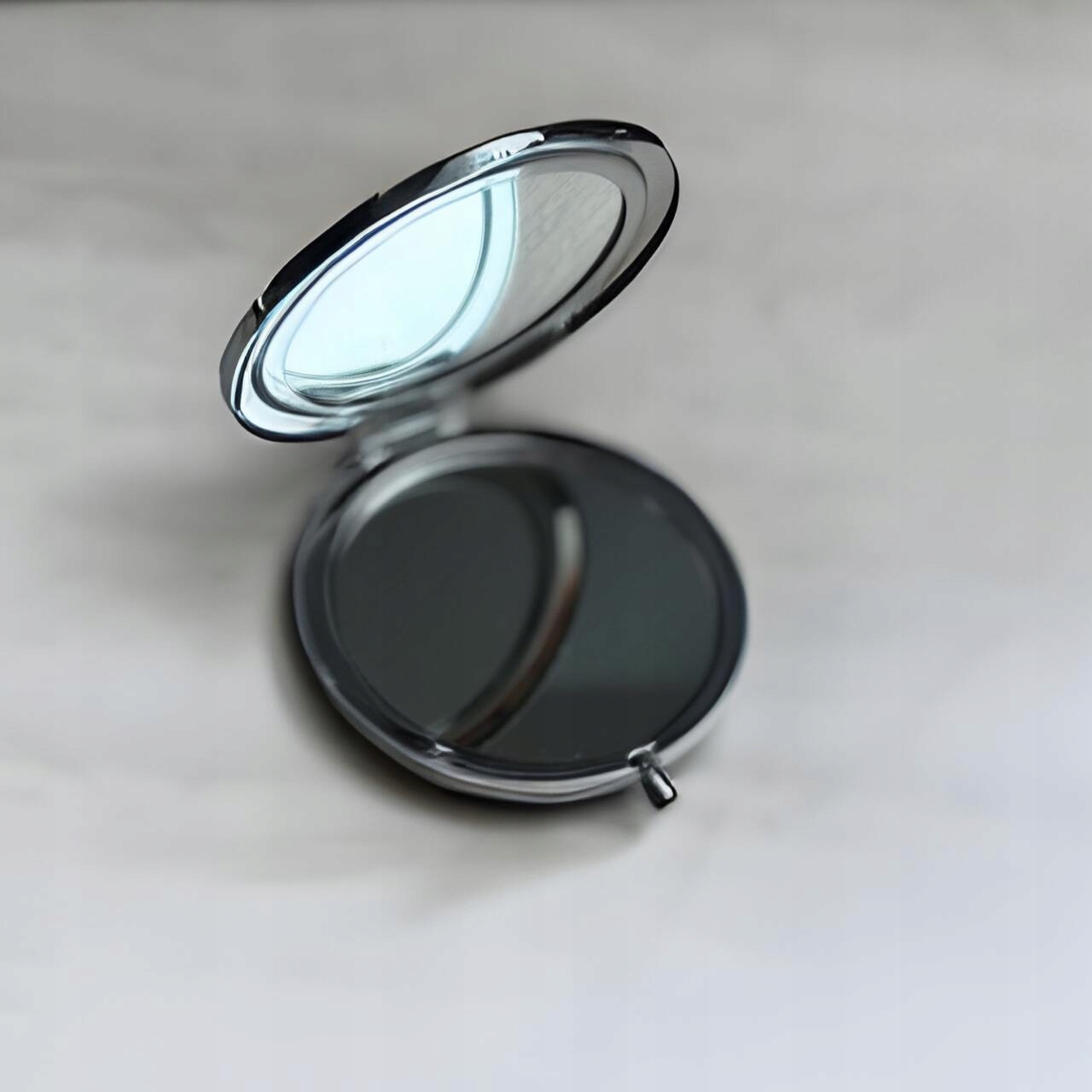 Kompaktowy rozmiar i stylowy design