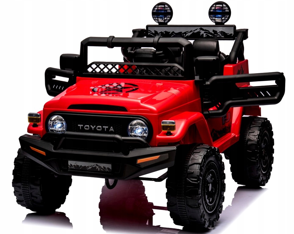 Ergonomiczny fotelik z ekoskóry* i otwierane drzwi