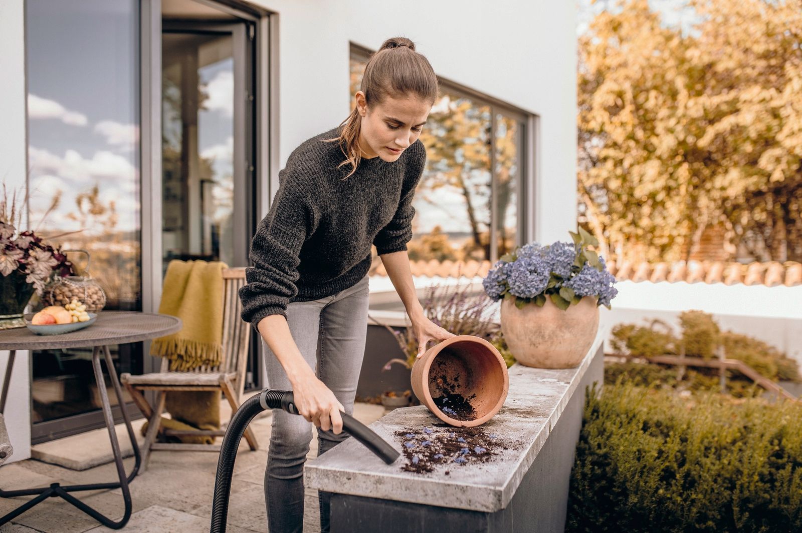 ODKURZACZ PRZEMYSŁOWY KARCHER KWD6 GNIAZDO NADMUCH Wydatek powietrza 80 l/s