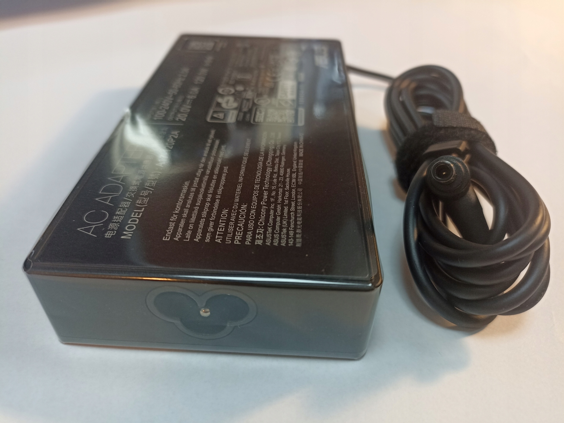 Wtyk zasilający – Średnica 4,5 mm z PIN kontrolnym