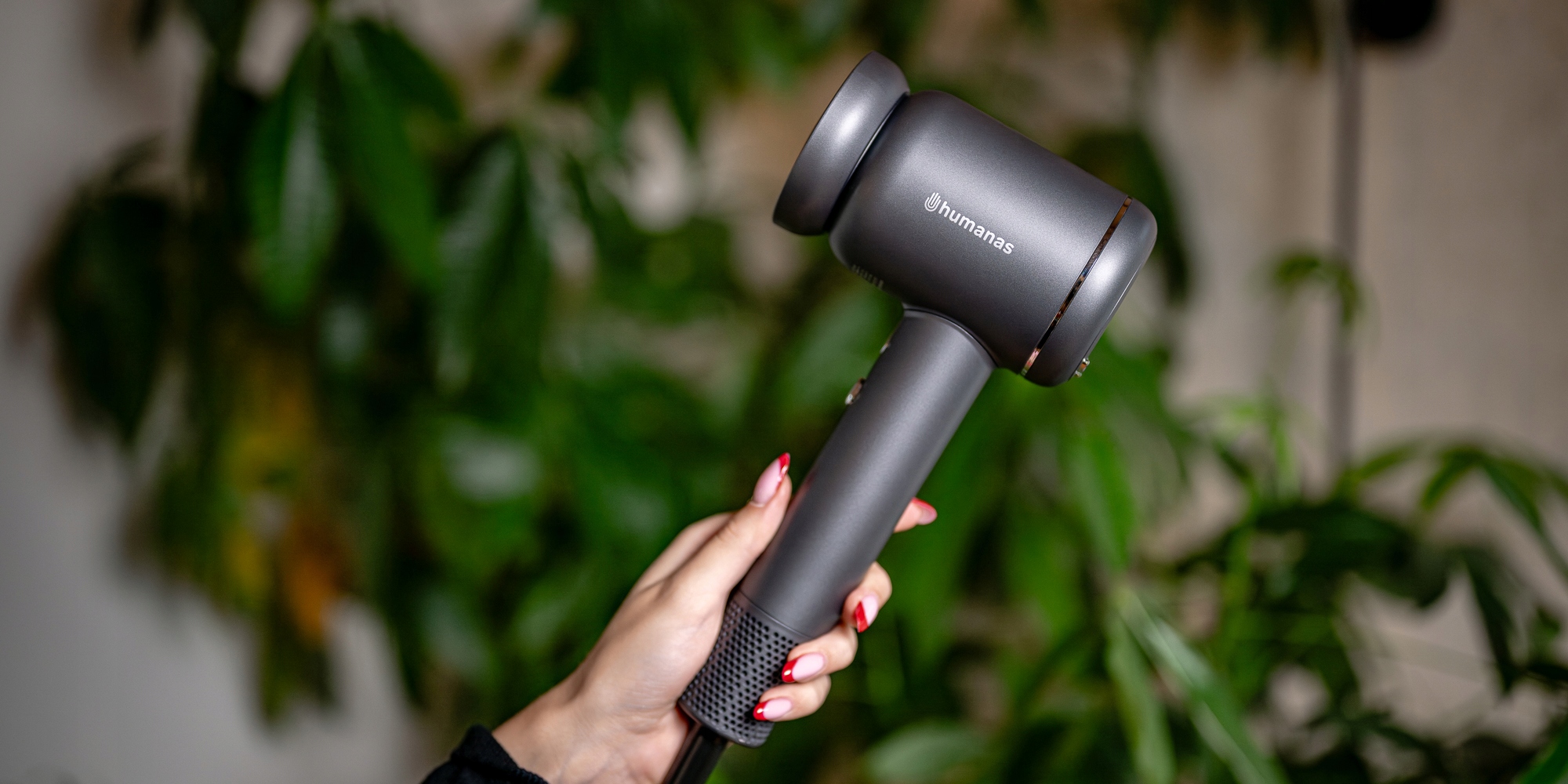 Regulacja temperatury – 4 poziomy dla idealnej stylizacji