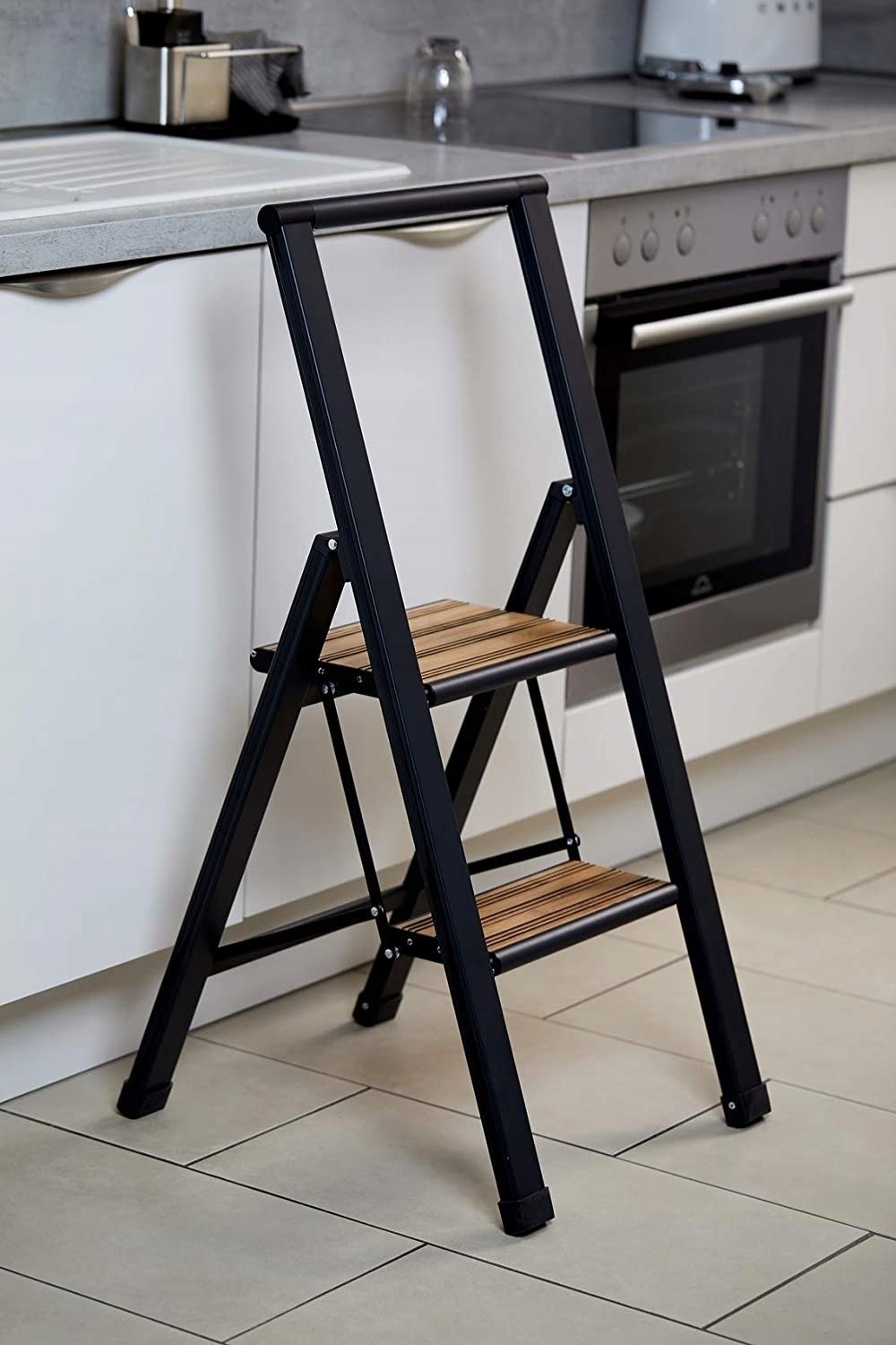 Wysokość robocza 127 cm – sięgnij do sufitu bez trwogi