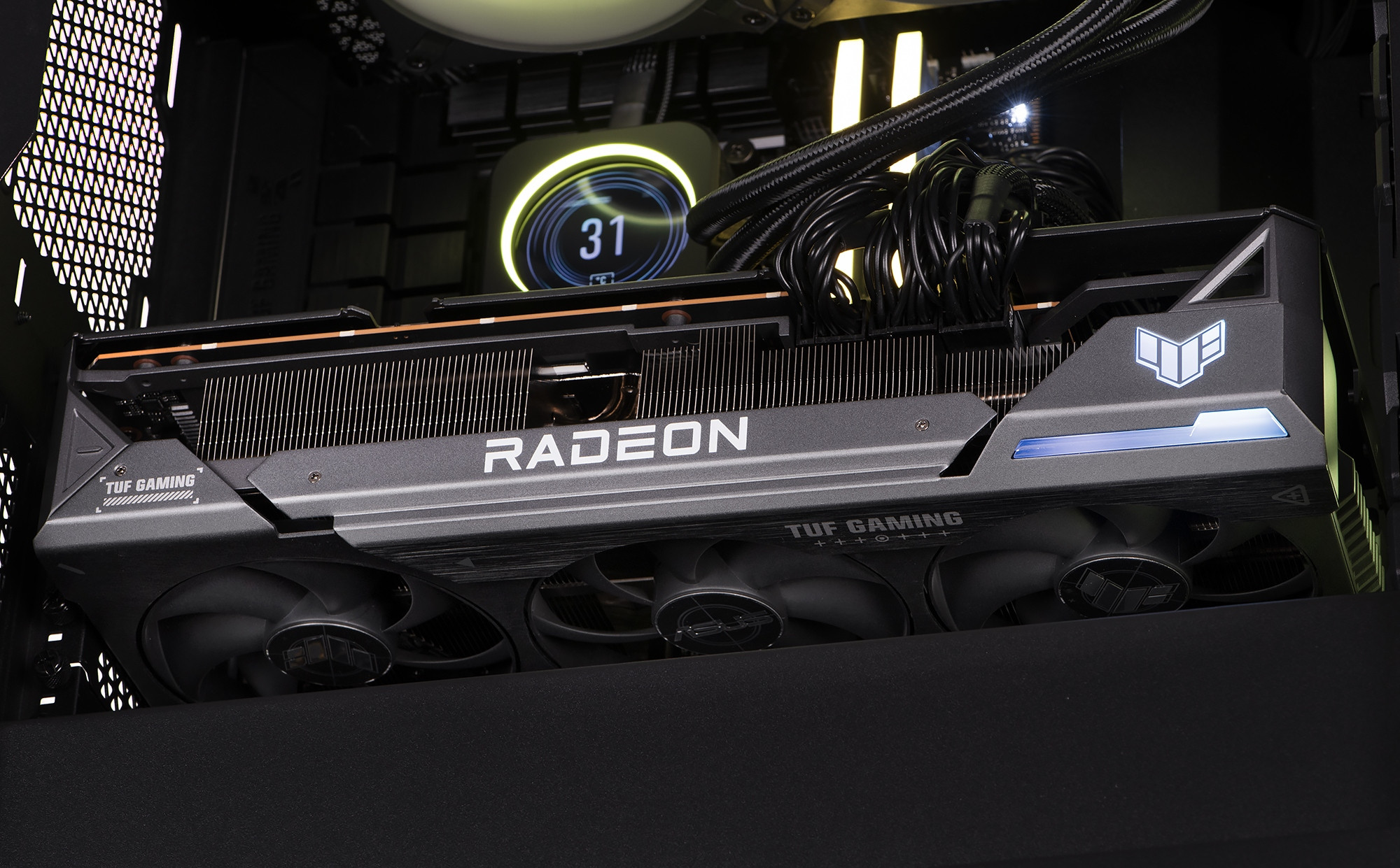 Komputer Actina iCUE 13600KF/32GB/2TB/RTX4070Ti/850W – Wydajność na najwyższym poziomie