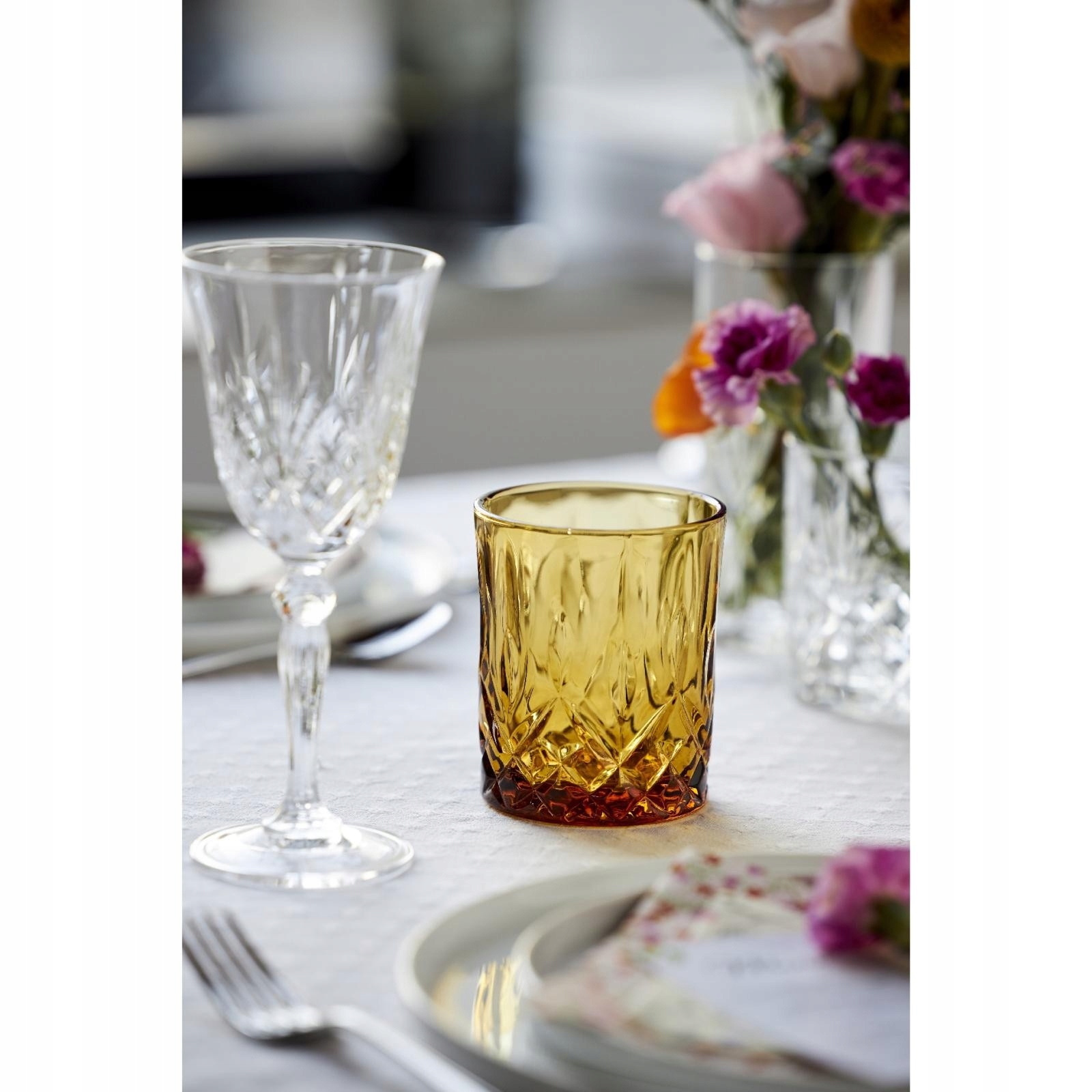 Kieliszki do wina białego Lyngby Glas Melodia – Elegancja w każdym łyku
