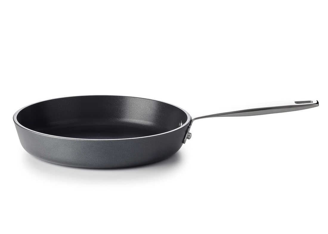 Patelnia tradycyjna BEKA Maestro 24 cm – Idealna do Twojej kuchni