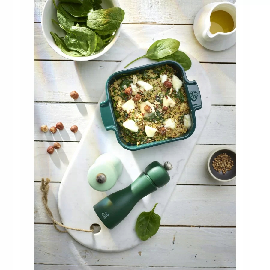 Łatwe czyszczenie i wygodne uchwyty