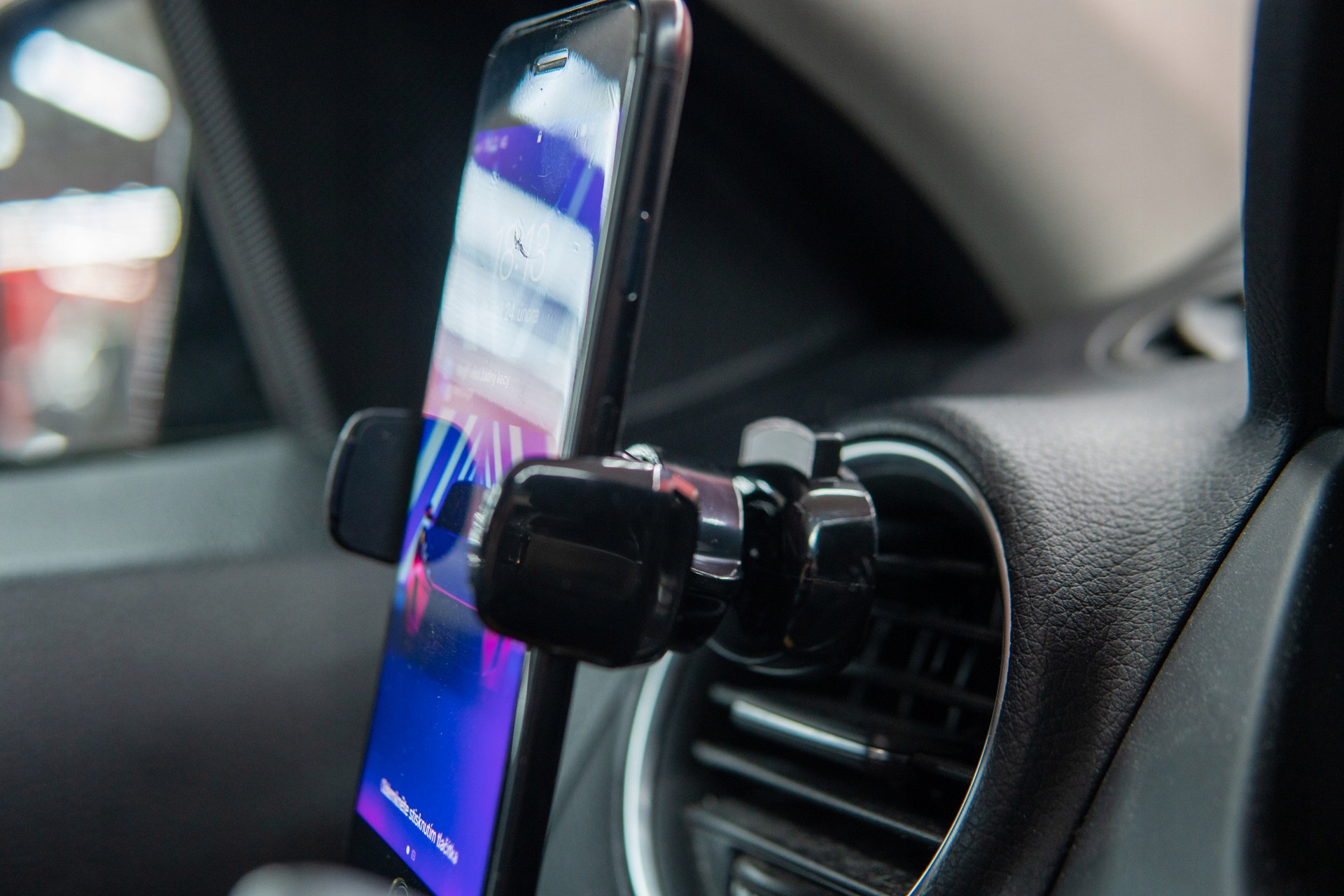 Wysoka moc ładowania 15W – Szybkie i efektywne ładowanie