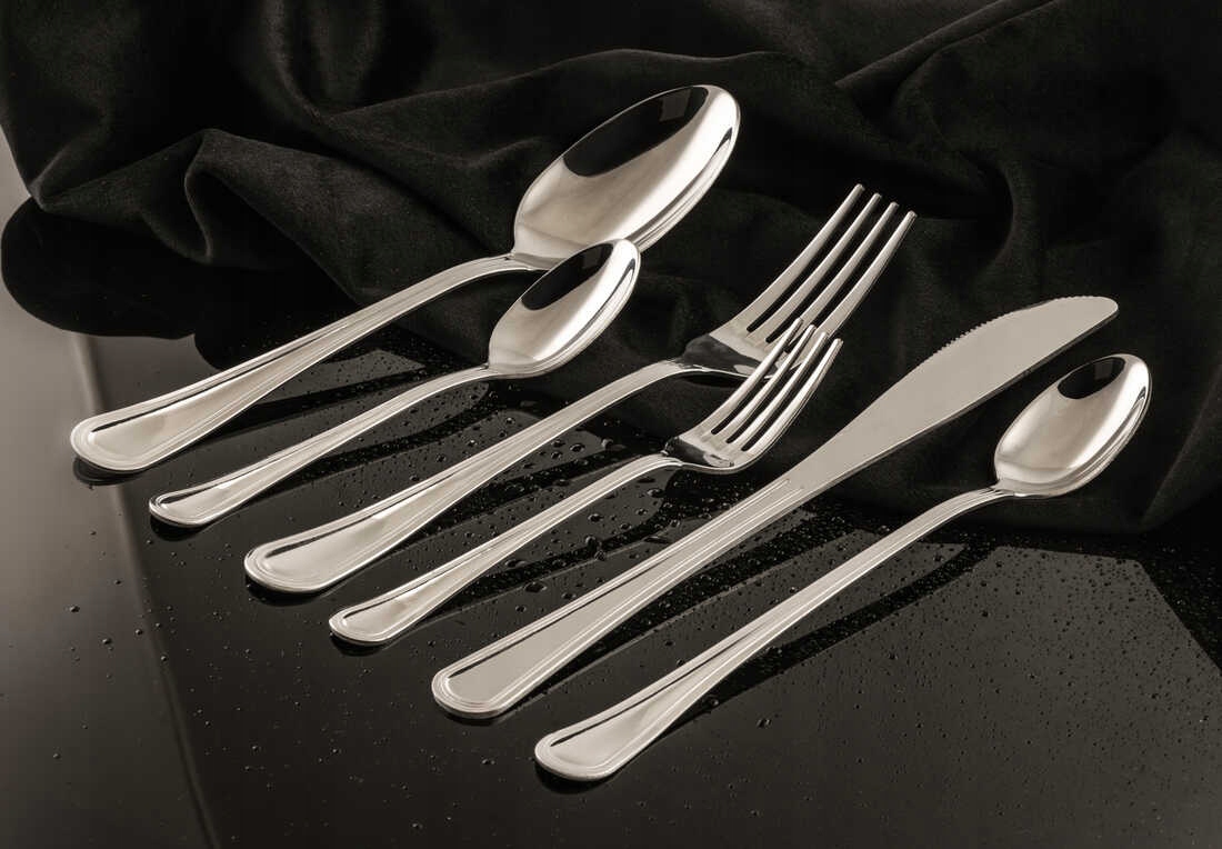 Komplet sztućców dla 4 osób Luce srebrny 0565 – Elegancja na każdym stole