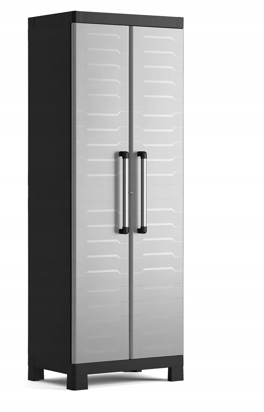 Regulowane półki dla elastyczności przechowywania