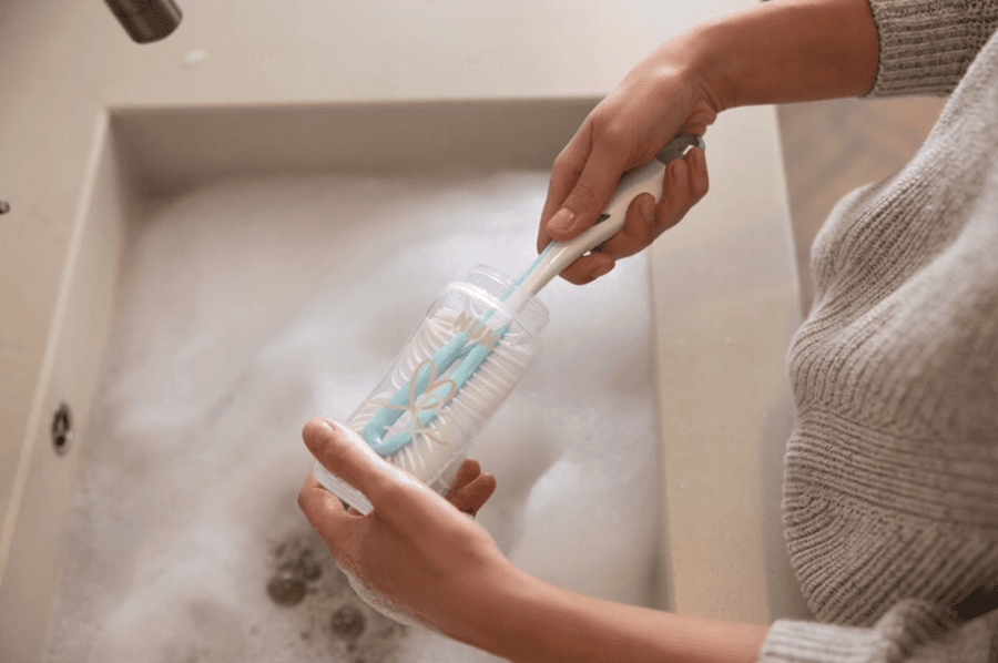 Elastyczna główka – Skuteczne czyszczenie trudno dostępnych miejsc