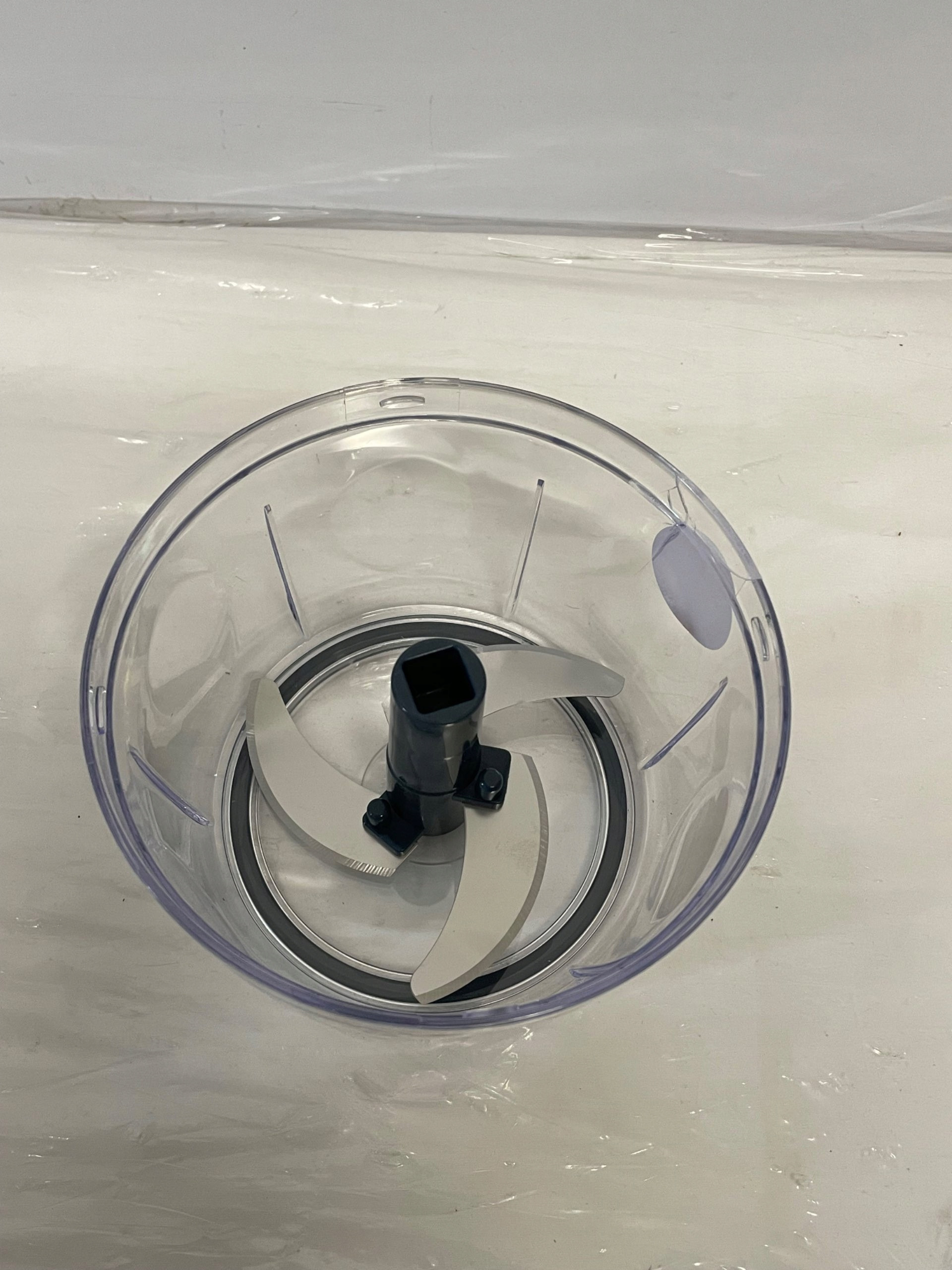 Bezpieczne użytkowanie dzięki antypoślizgowemu dnu