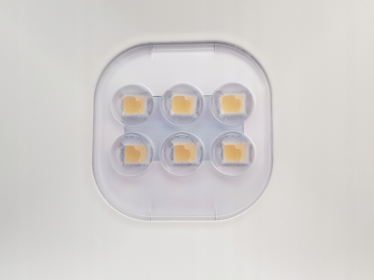 Neutralna barwa światła 4000K – Idealna do biur i przestrzeni publicznych