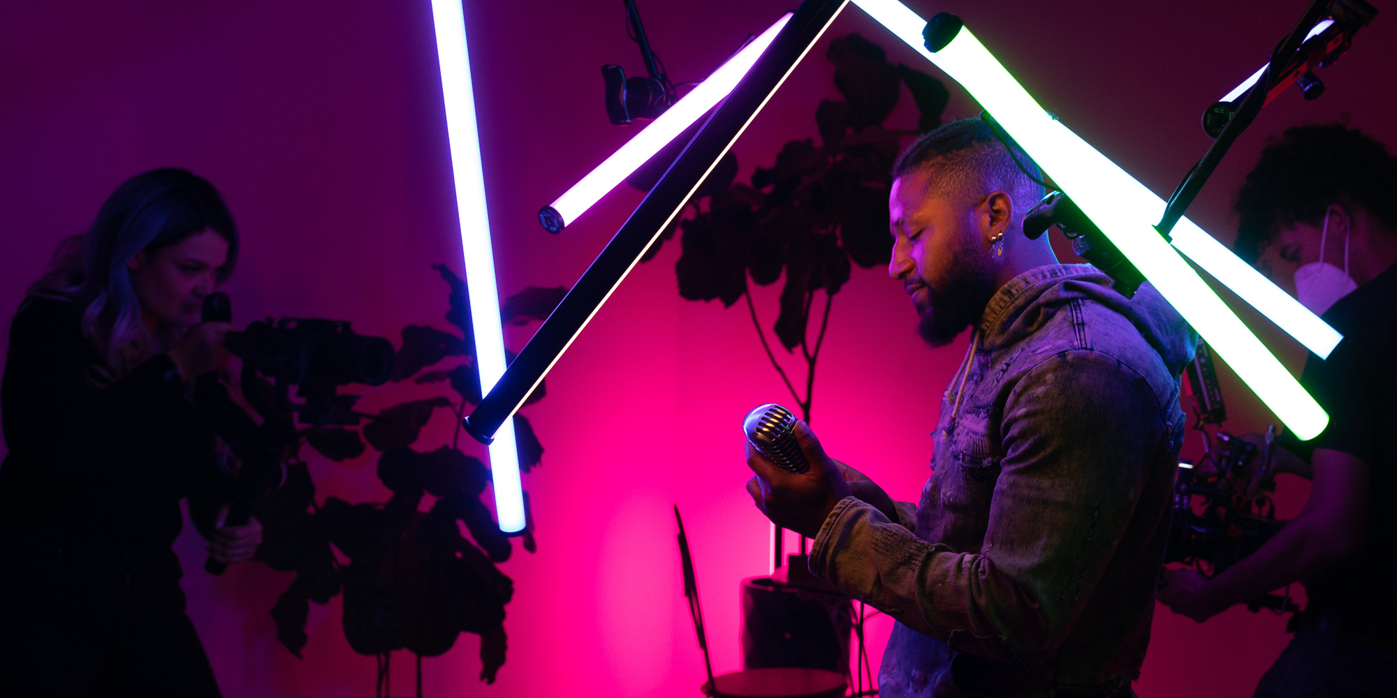 Lampa LED Amaran T4c - Efektowne reklamy, vlogi i teledyski