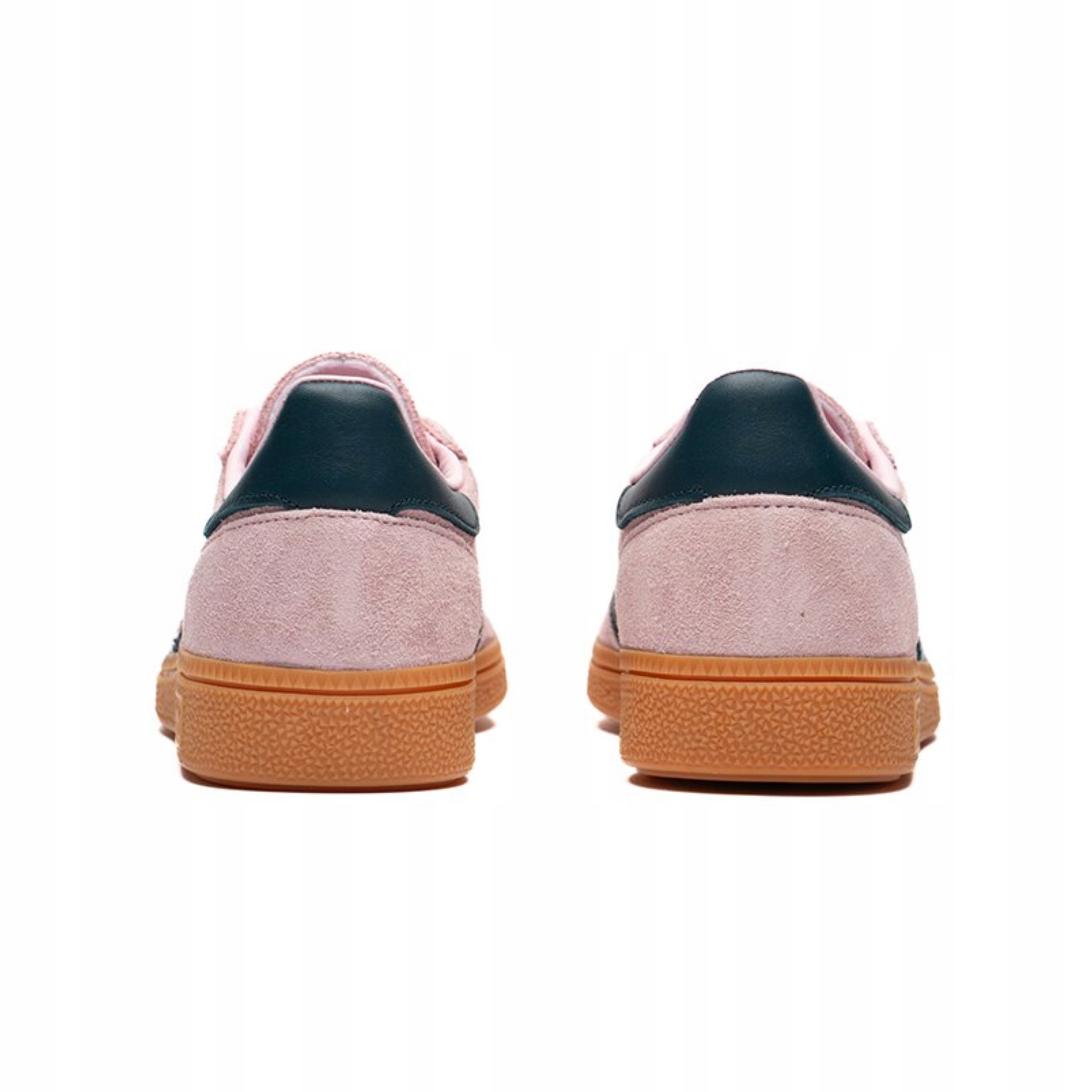 Wysokiej jakości materiał nubukowy dla maksymalnego komfortu