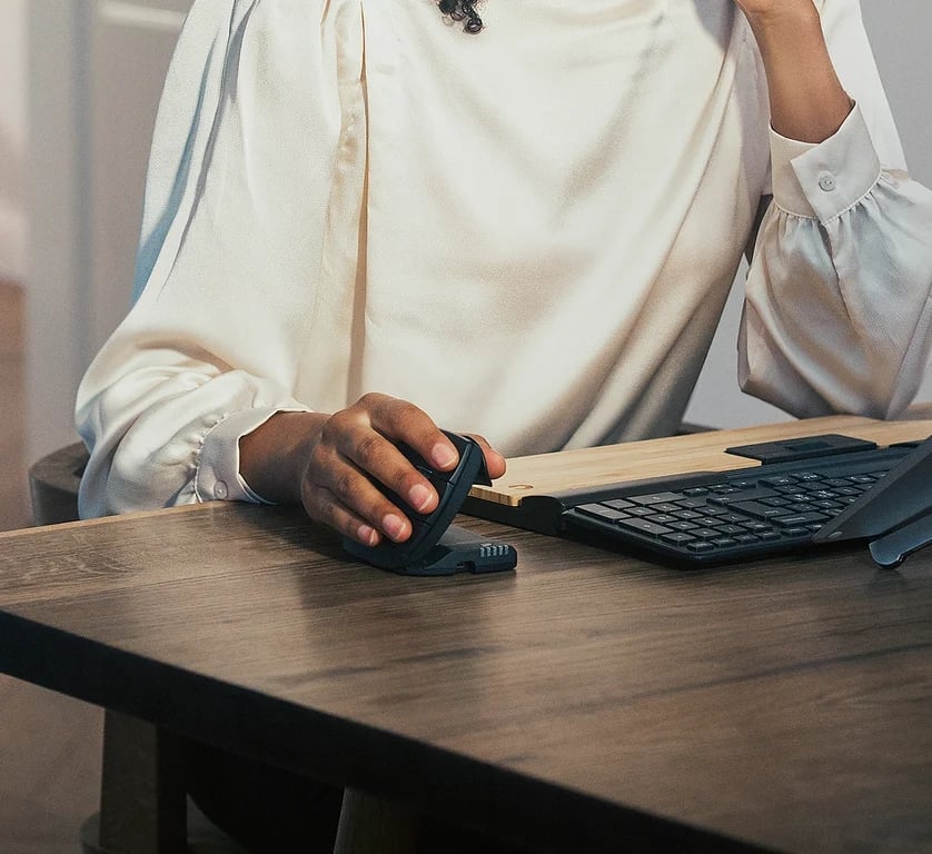 Mysz Contour UniMouse – Ergonomiczna mysz bezprzewodowa dla praworęcznych