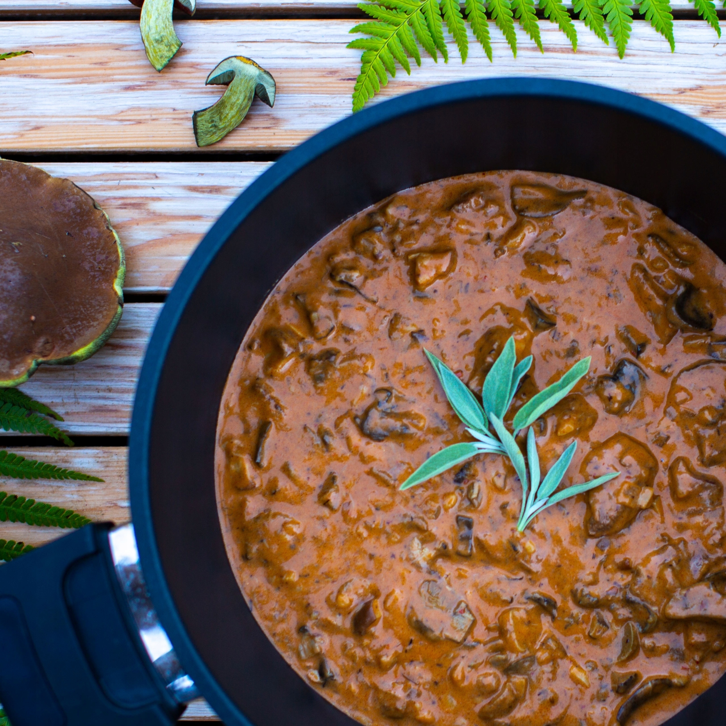 Funkcje gotowania, pieczenia i duszenia w jednym