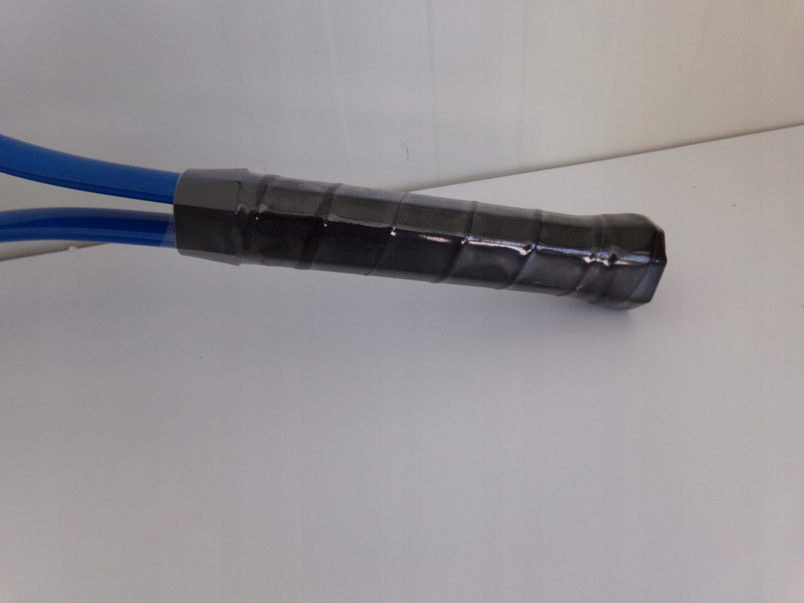 Ergonomiczny uchwyt dostosowany do małych rąk