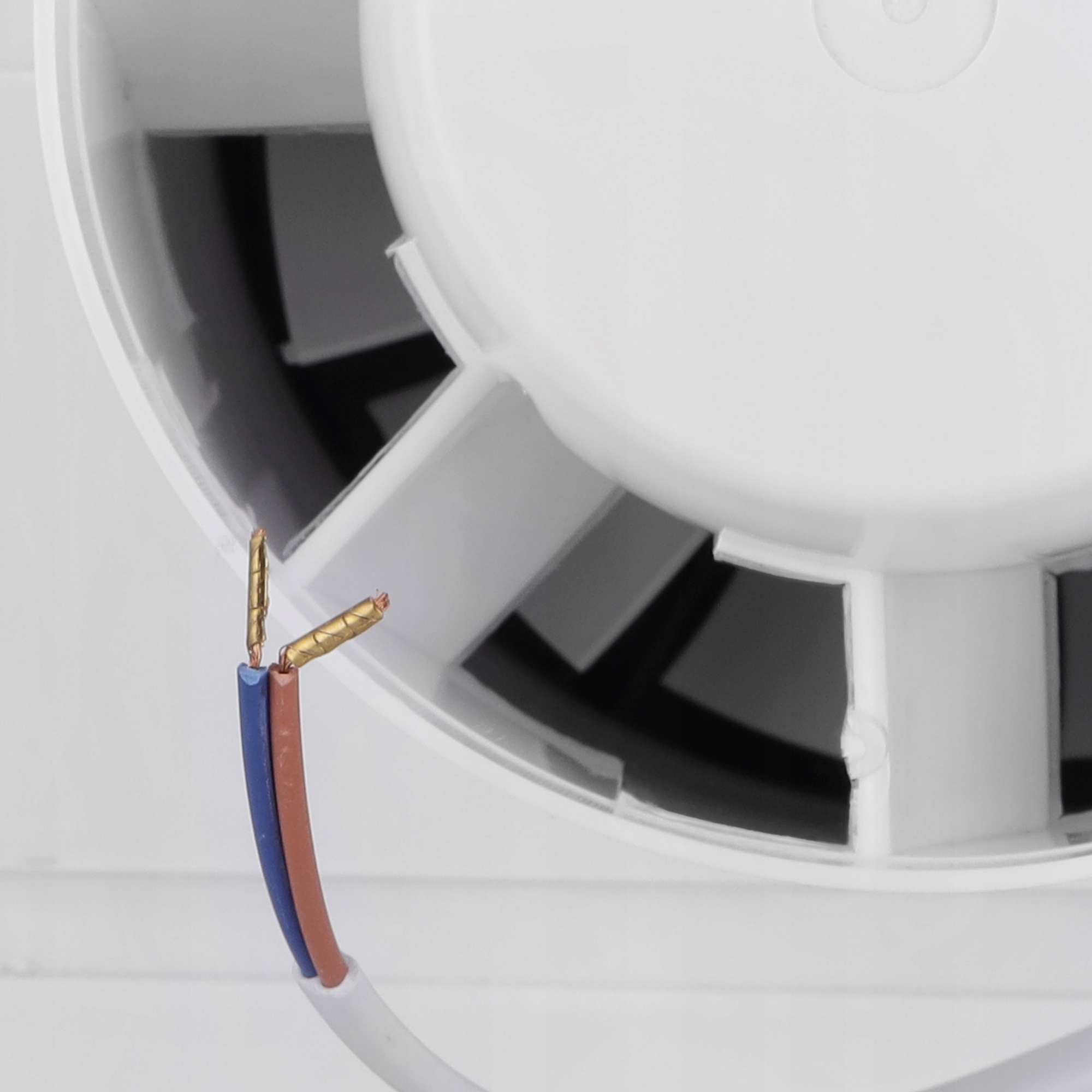 Łazienkowy wentylator WINDY 120 S czarny – Idealne rozwiązanie dla Twojej łazienki