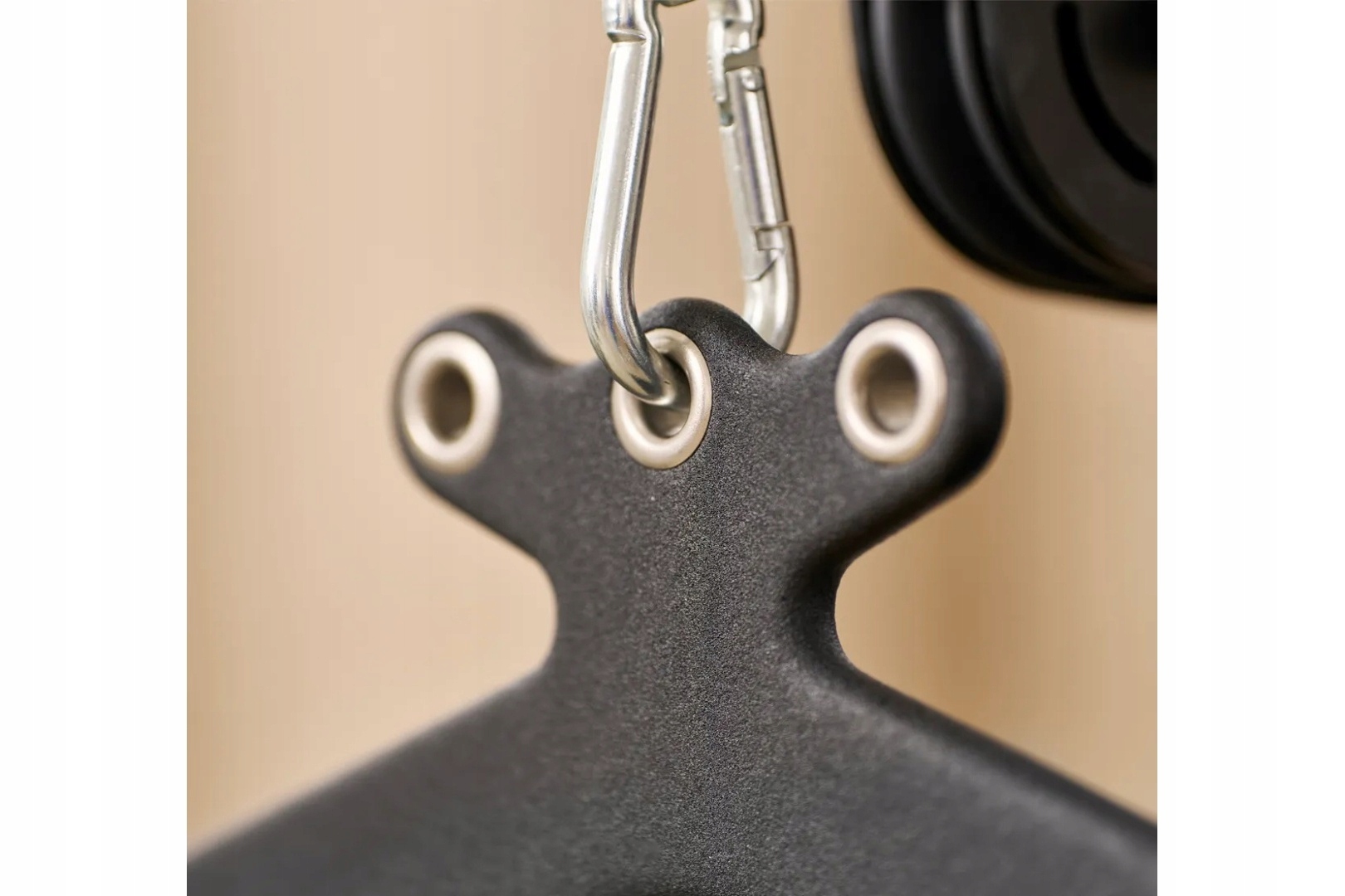 Powierzchnia antypoślizgowa dla pewnego chwytu