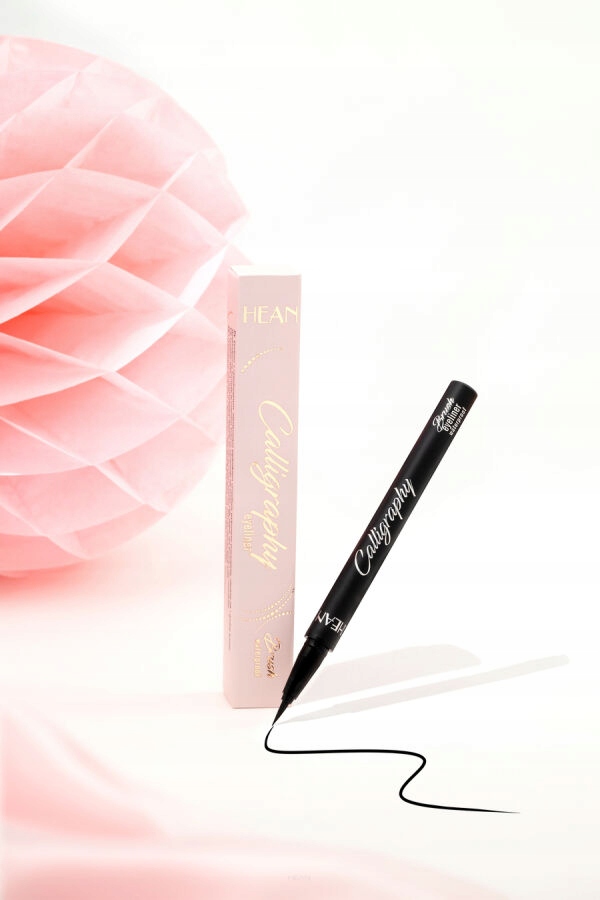 Idealny do różnorodnych stylizacji makijażu