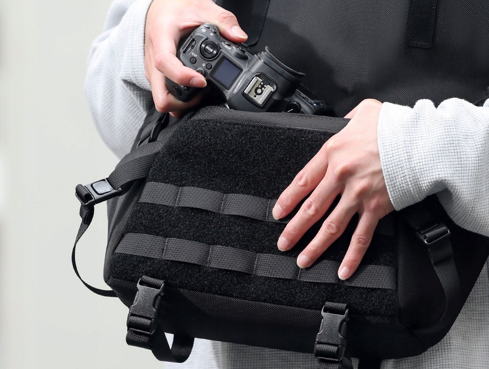 Personalizacja torby – Dodaj odznaki Velcro i wyróżnij się
