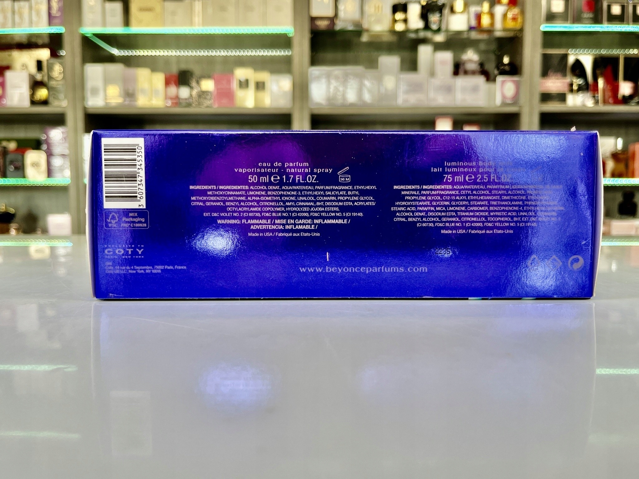 Zawartość zestawu: Eau De Parfum i Body Milk