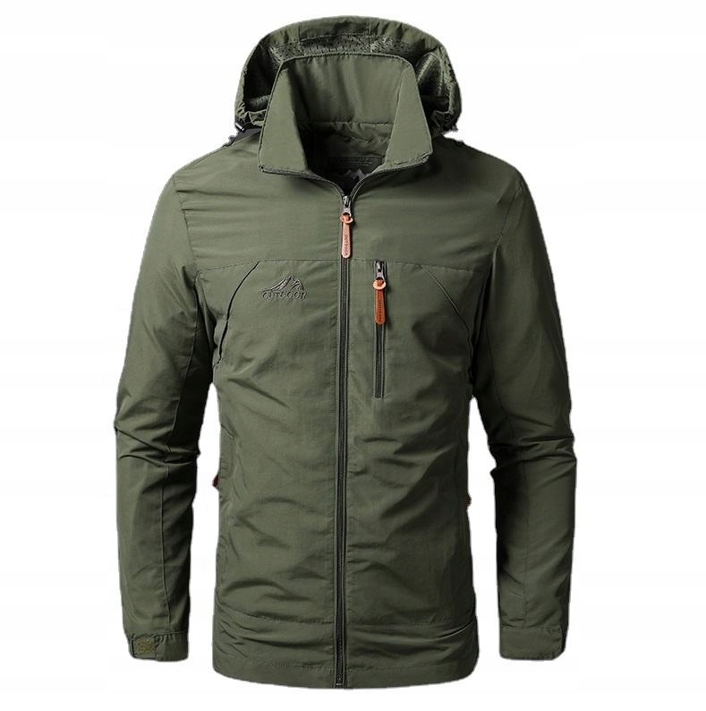 Kurtka Męska Przeciwdeszczowa Softshell KHAKI – Wygoda i ochrona w każdych warunkach