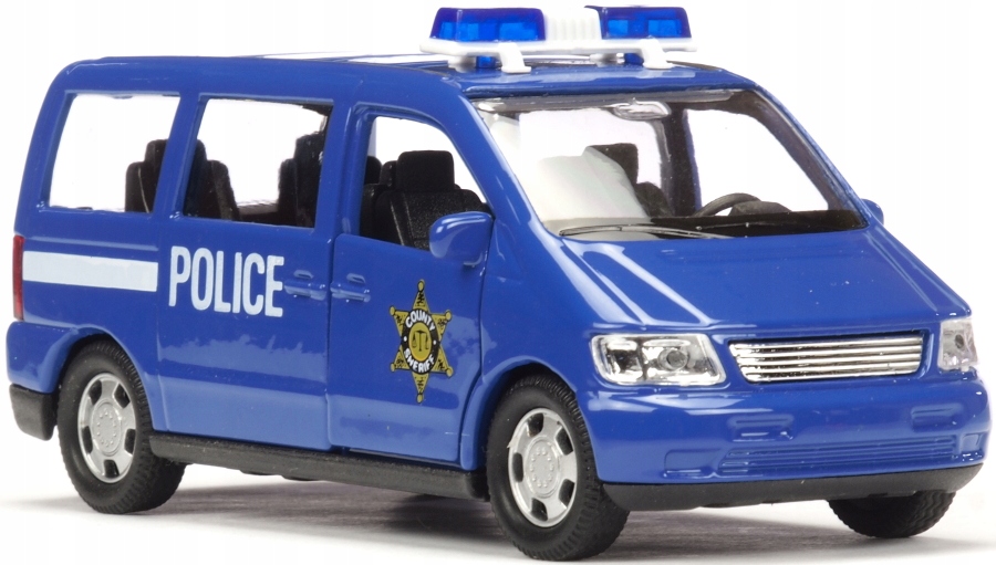 Funkcjonalność i detale – otwierane drzwi i gumowe opony