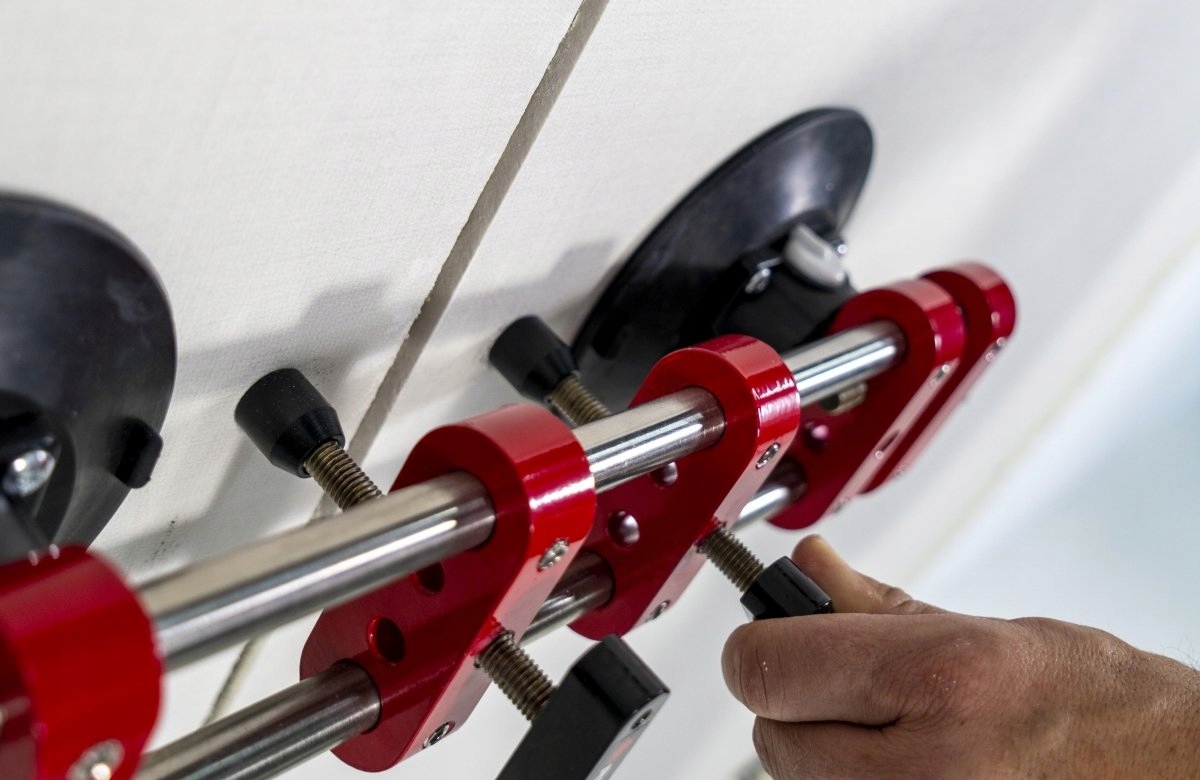 Regulacja odstępów między płytkami – od 0 do 40 mm