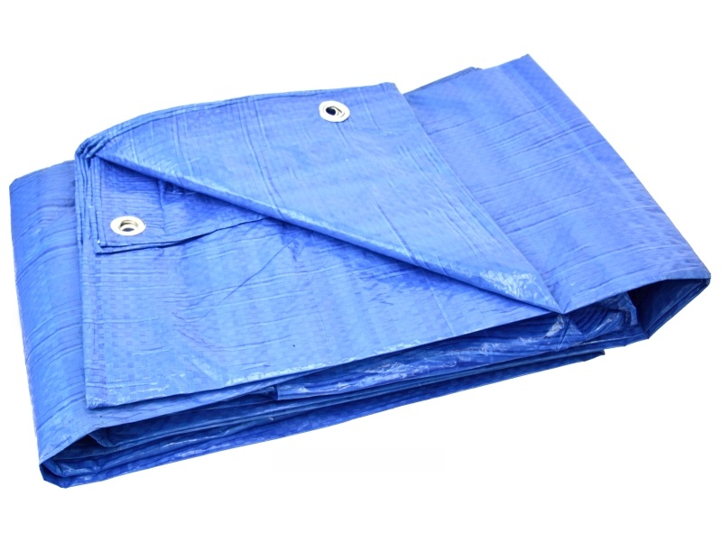 Wzmocnione krawędzie i aluminiowe oczka – solidność i łatwość montażu