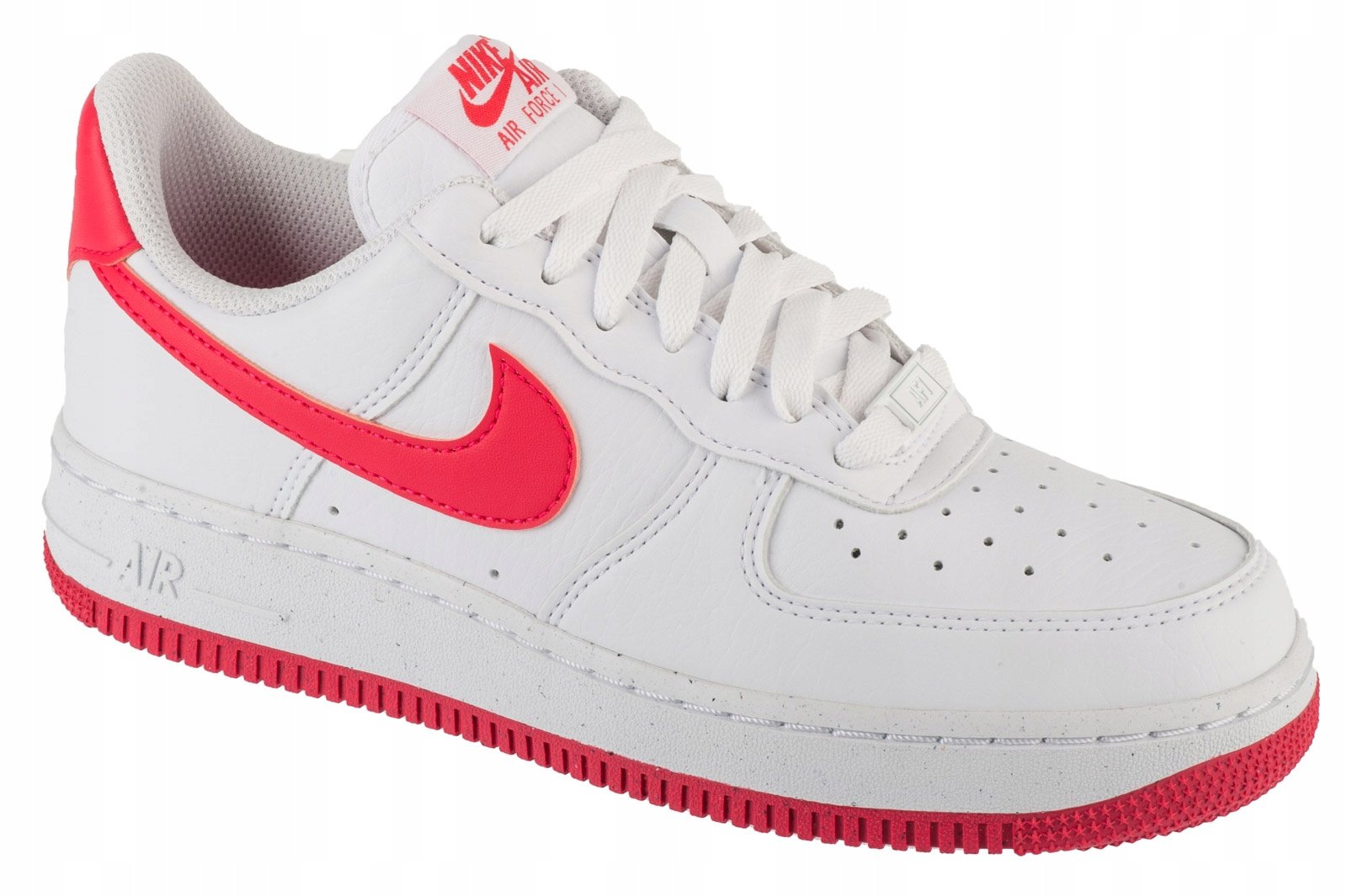 Idealne na każdą okazję – sneakersy dla kobiet