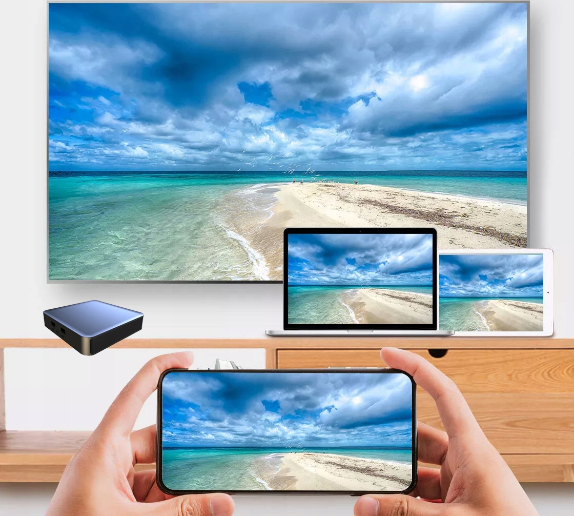 Wbudowany Chromecast i funkcje wyszukiwania głosowego