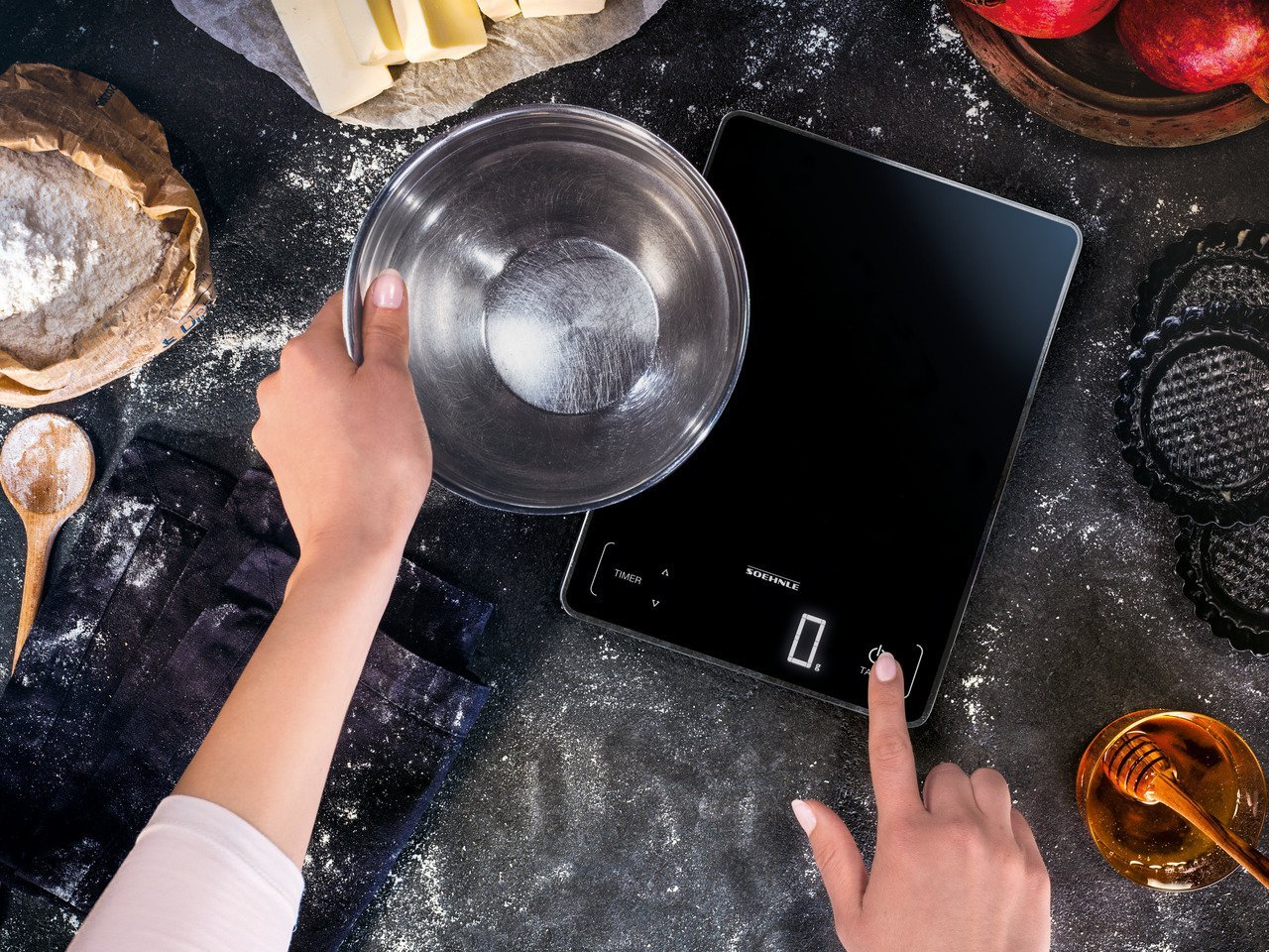 Nowoczesne wzornictwo – Płaska konstrukcja i duża powierzchnia waży