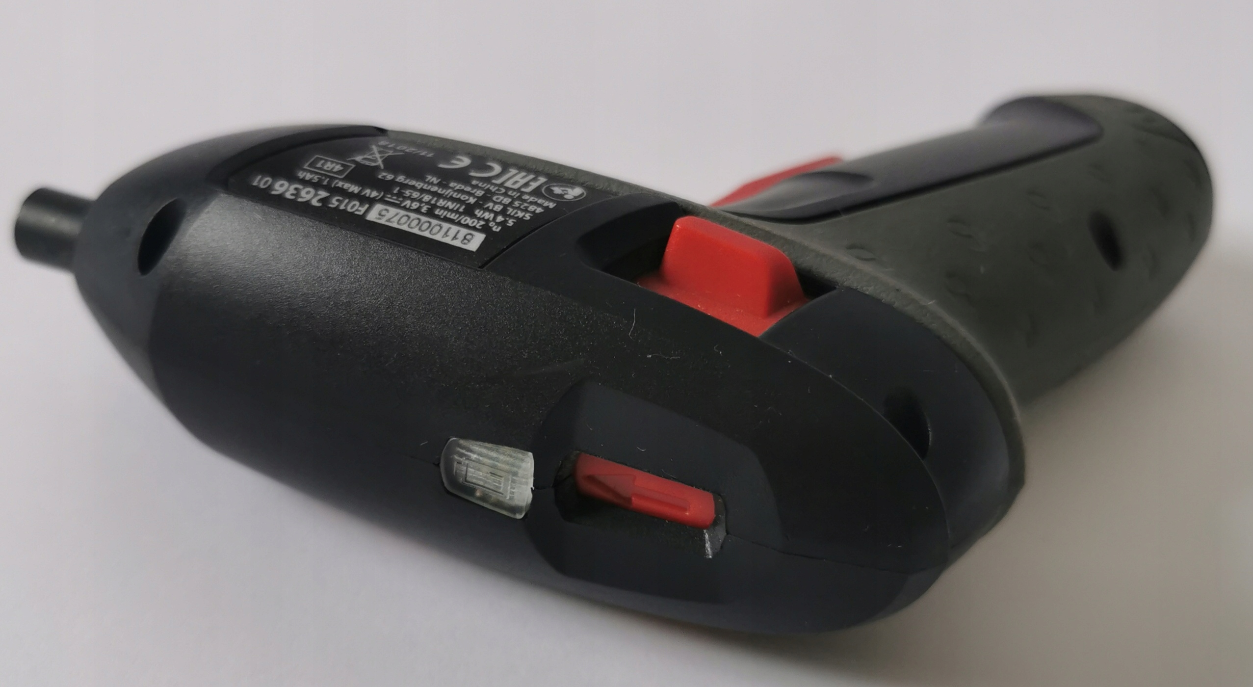 Wbudowana dioda LED dla lepszej widoczności