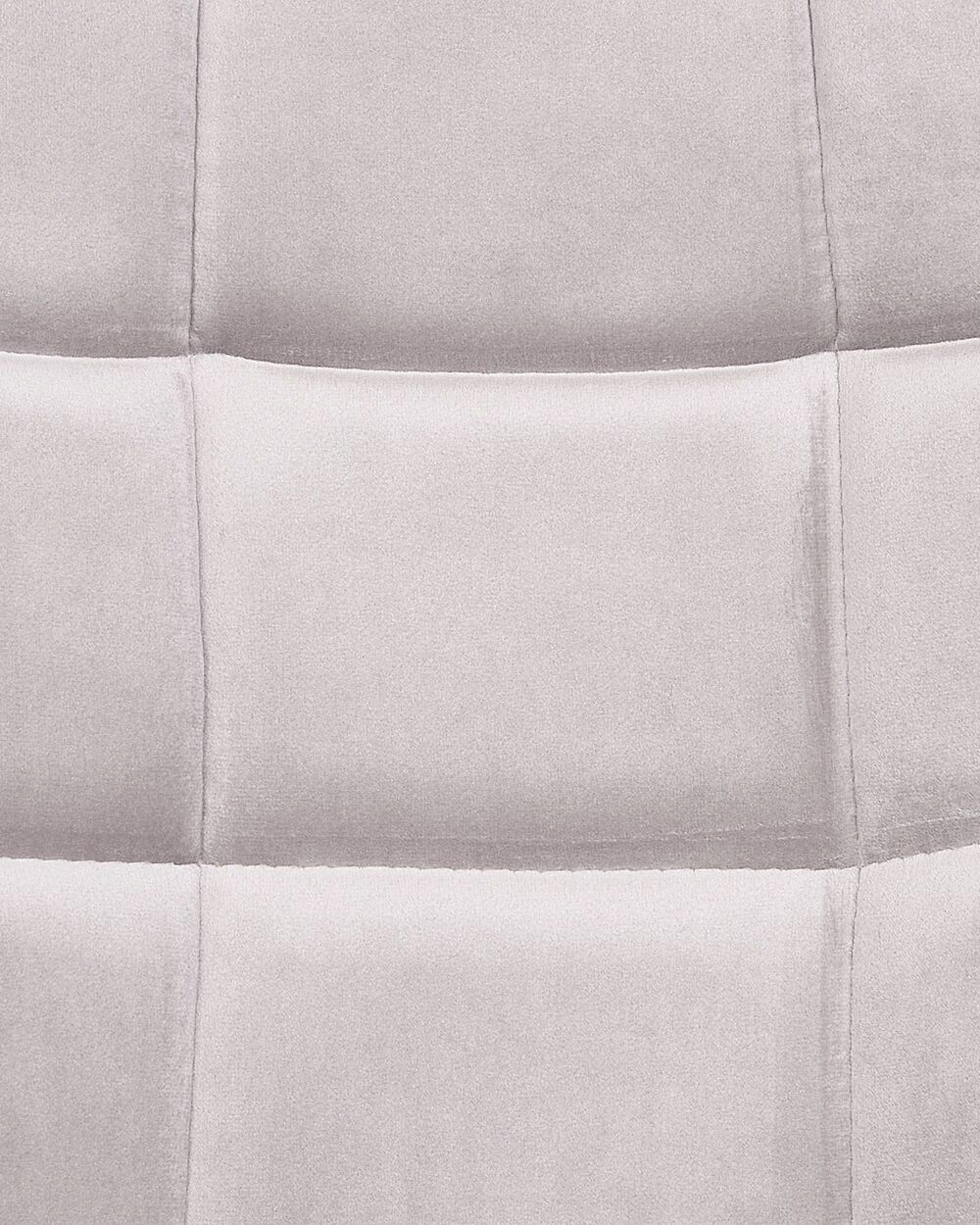 Stabilna metalowa podstawa na kółkach – Funkcjonalność i mobilność