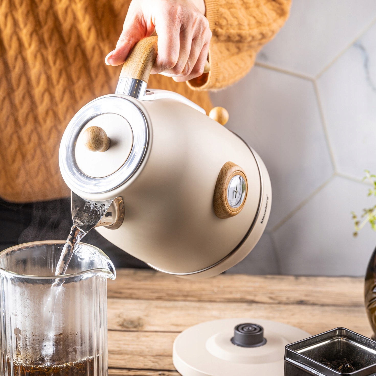 Styl retro – wyjątkowy design czajnika Klausberg KB-9006