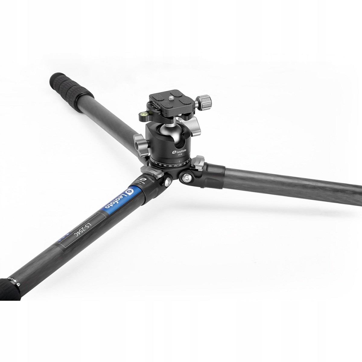 Kompaktowa konstrukcja i nowatorski system APEX