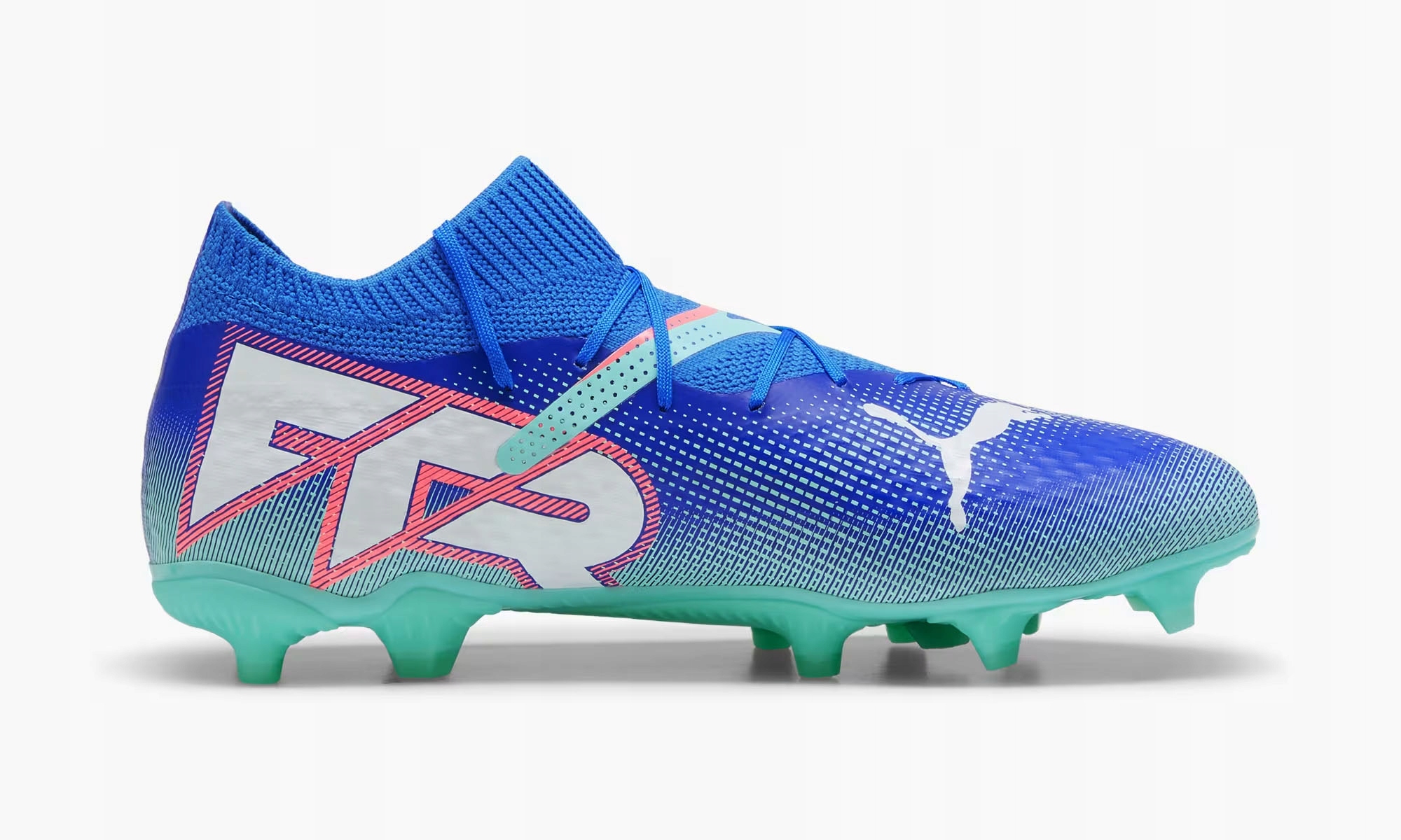 Typ korków i ich zastosowanie – FG/AG dla różnych nawierzchni