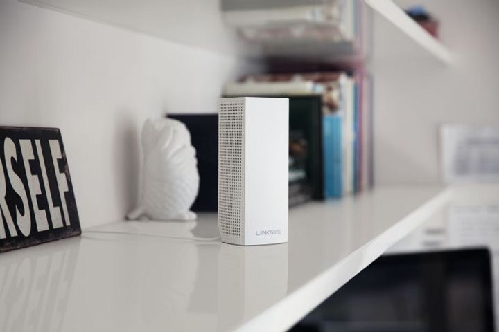 Compact Design Velop node on a bookshelf