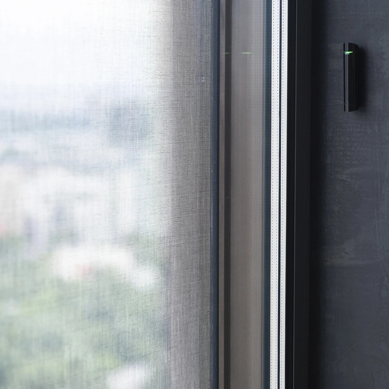 Niezawodna detekcja dźwięku stłuczonego szkła