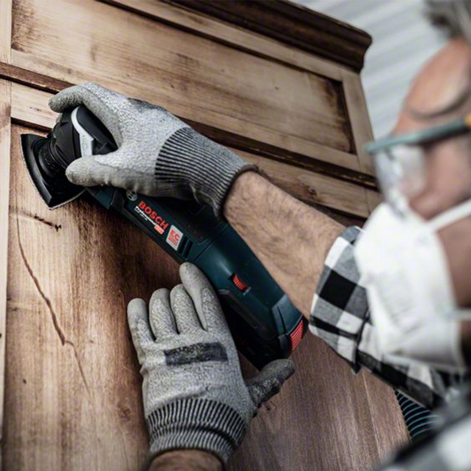 Szybkie i skuteczne szlifowanie farby oraz drewna