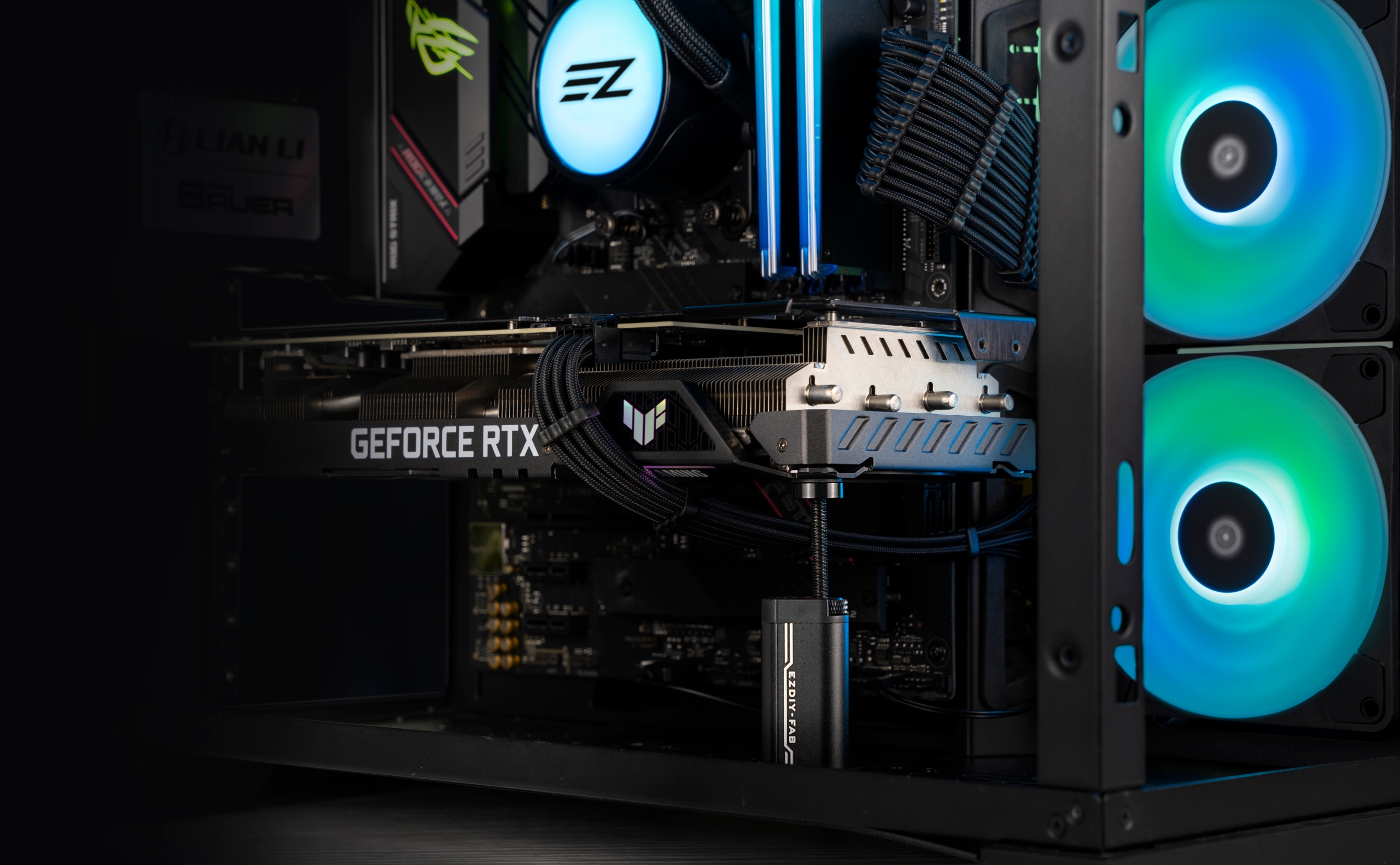 Idealne rozwiązanie dla dużych i ciężkich GPU