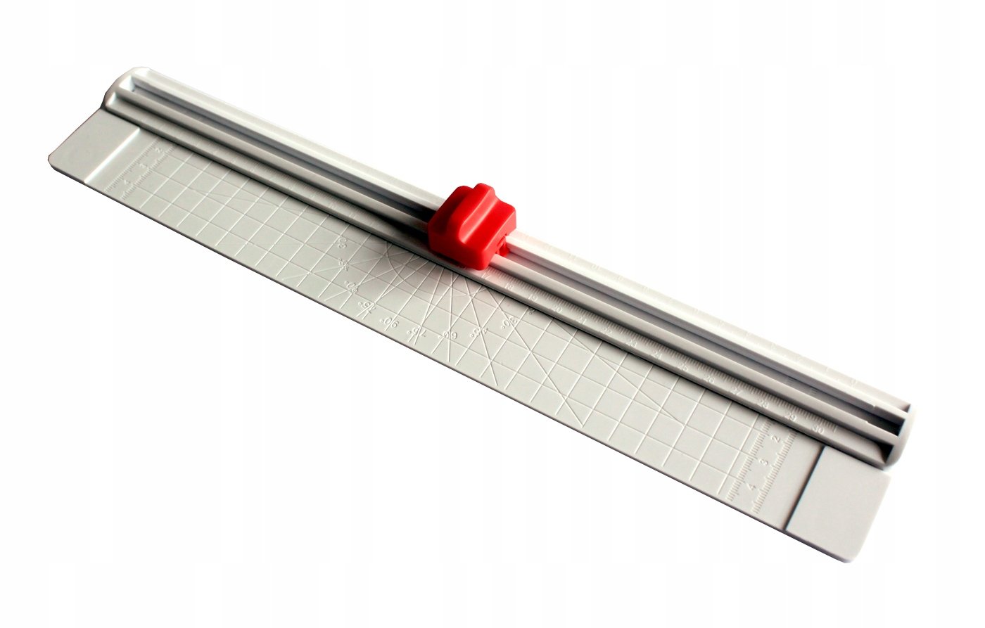 Funkcjonalność trymera do cięcia dokumentów