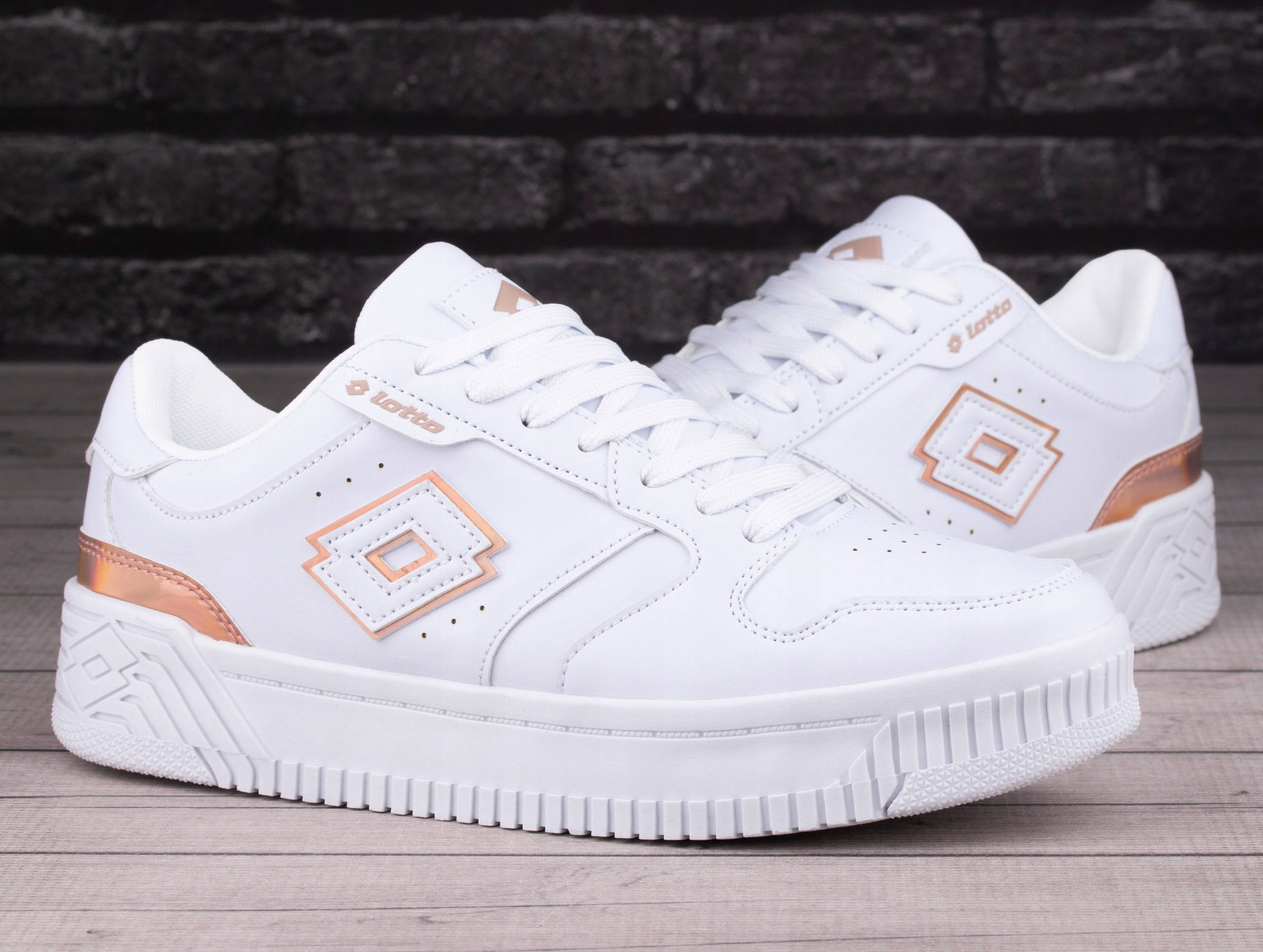 Idealne na co dzień – przeznaczenie butów sneakers