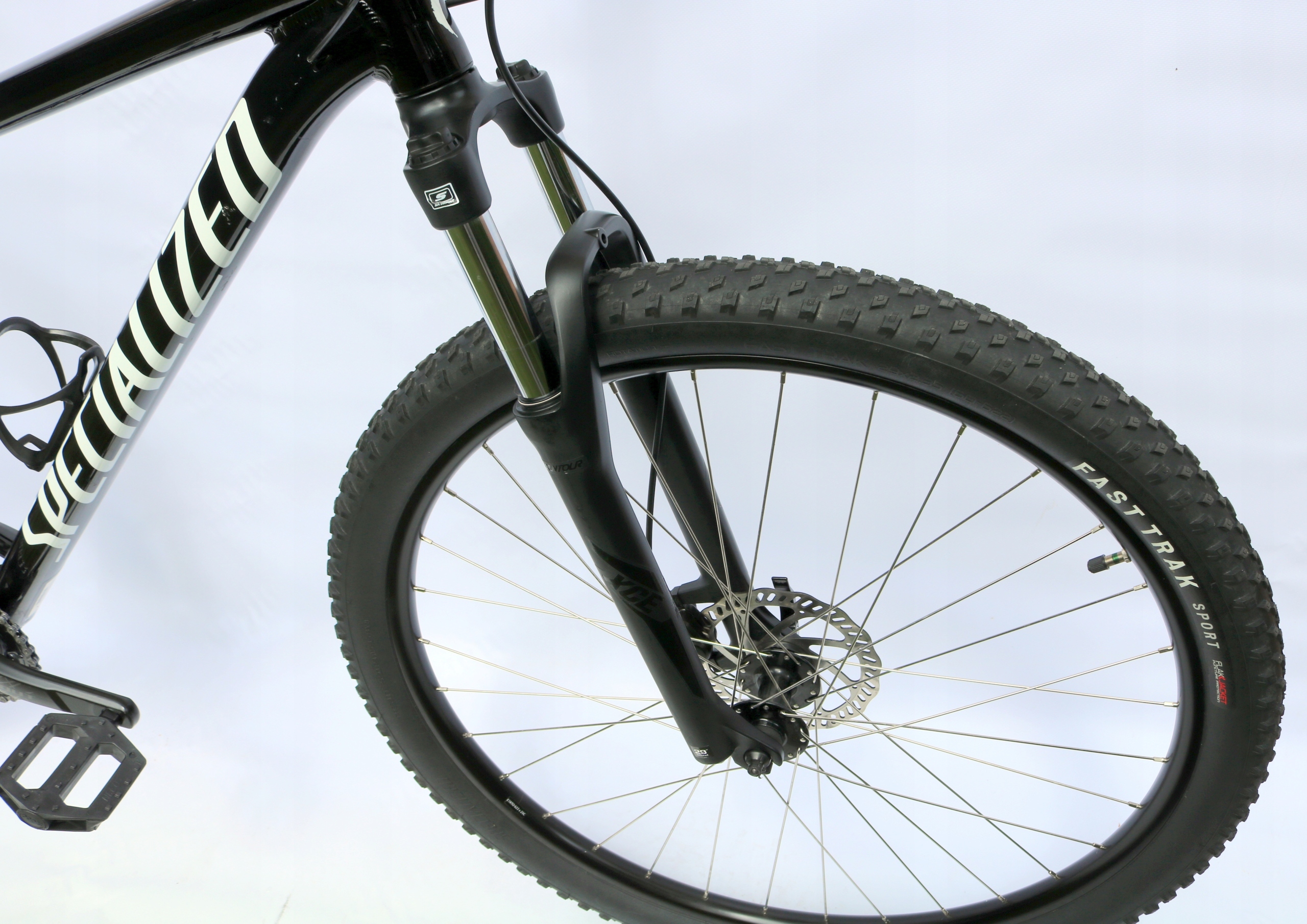 Precyzyjny system zmiany biegów Shimano 105 Di2