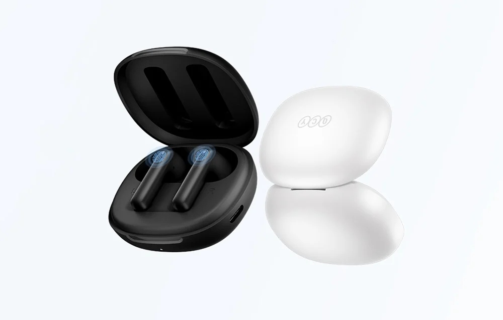 Cztery mikrofony z ENC – czystość rozmów w każdych warunkach